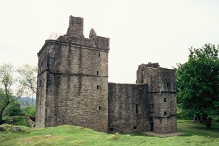 Carnasserie Castle